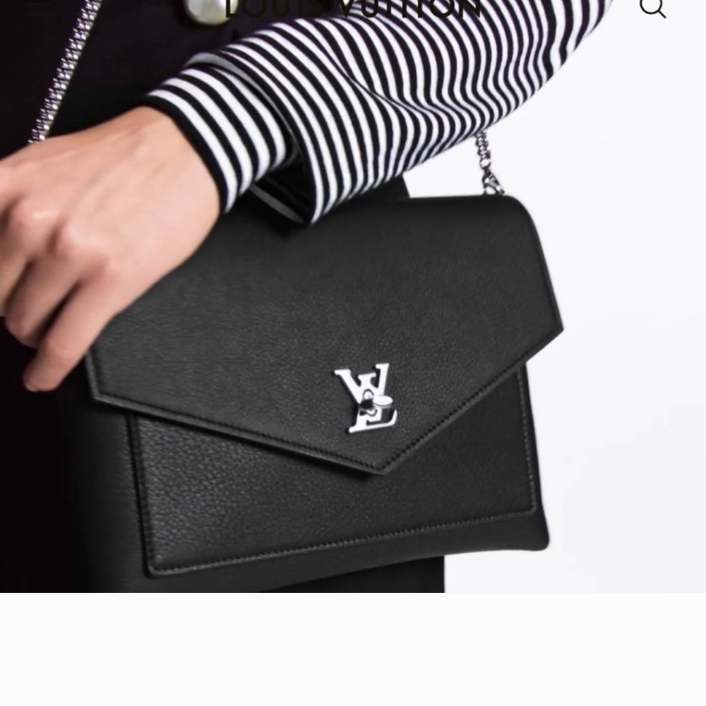 Louis Vuitton Black Pochette Noir Crossbody Bag Purse Like New